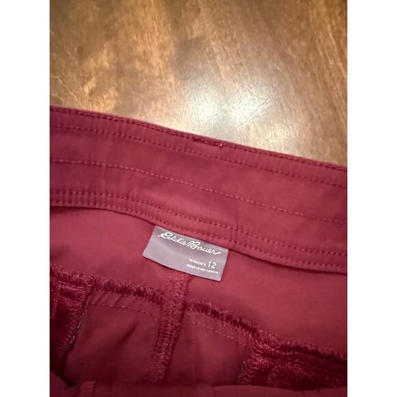 Eddie Bauer Women's Maroon Red Cuffed Athletic Casual Shorts Size 12 - Picture 3 of 8